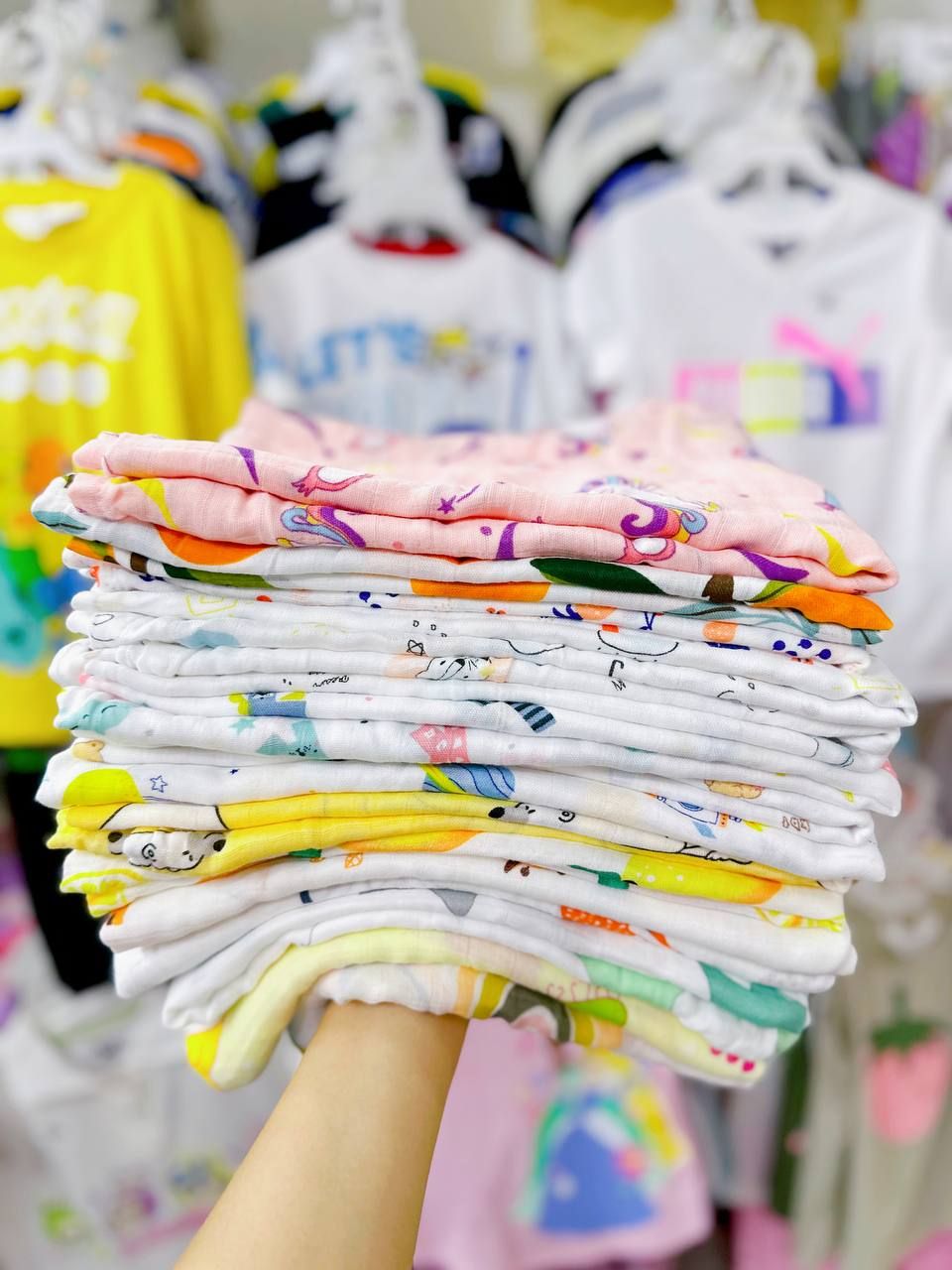 Khăn sợi tre muslin mềm mịn cho bé- Trắng cáo thỏ K2