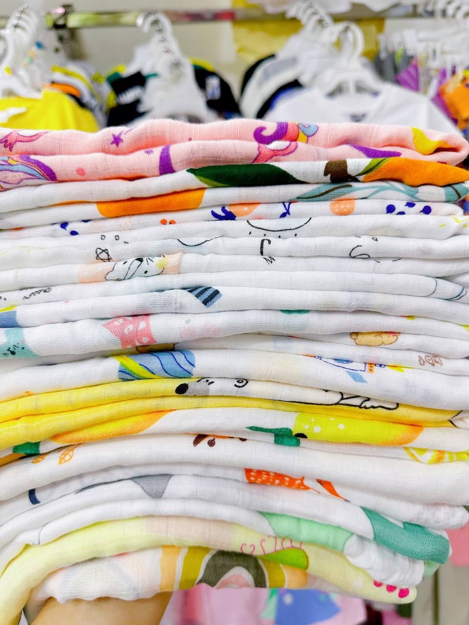 Khăn sợi tre muslin mềm mịn cho bé- Trắng dâu K2