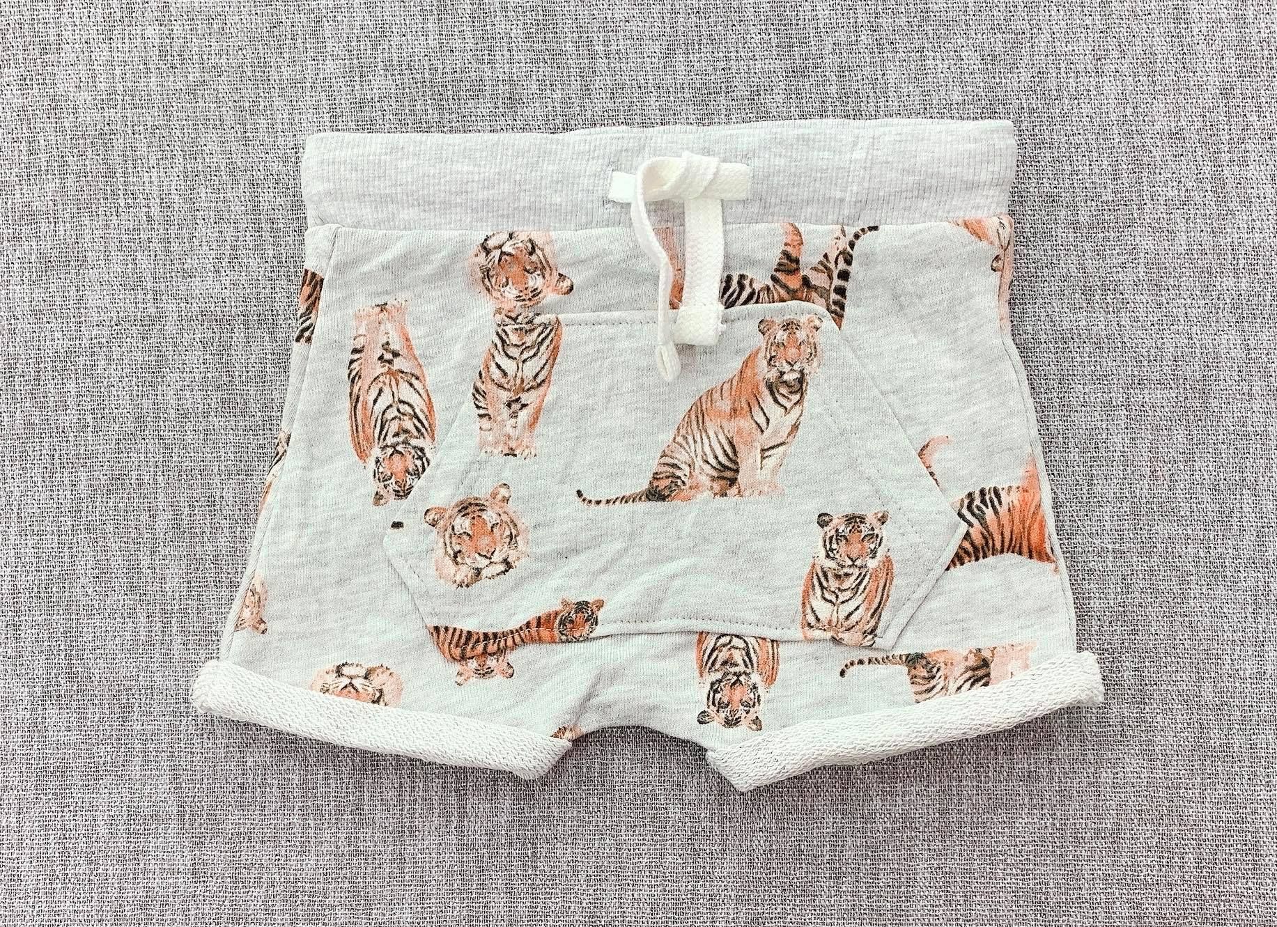  [3-6m; 9-12m] Quần Short Kiabi A28 bé trai  - Xám Hổ 