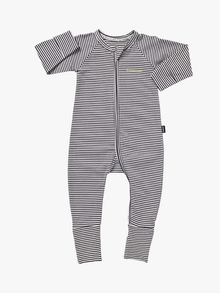  [3-6m] Sleepsuit Không Vớ Khóa Kéo Bé Trai - Trắng Sọc Đen 