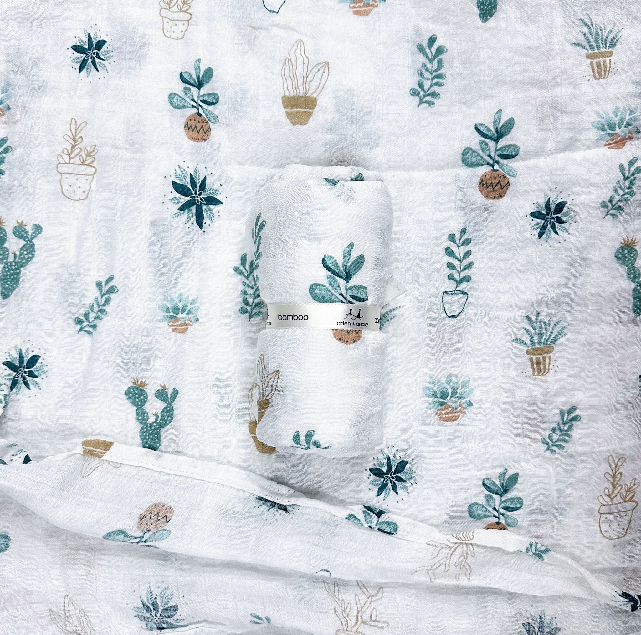 Khăn sợi tre muslin mềm mịn cho bé- Trắng chậu cây xanh K2