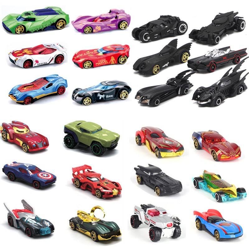 Hộp 8 Xe Kim Loại Siêu Anh Hùng DC Road Racing