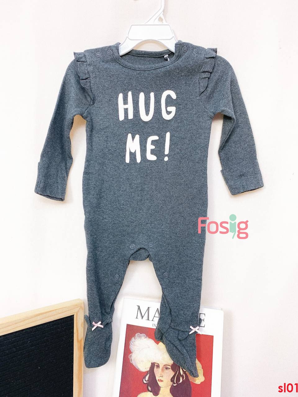  [3m] Sleepsuit Cúc Bấm Có Vớ Bé Trai Geo - Đen Hug Me 