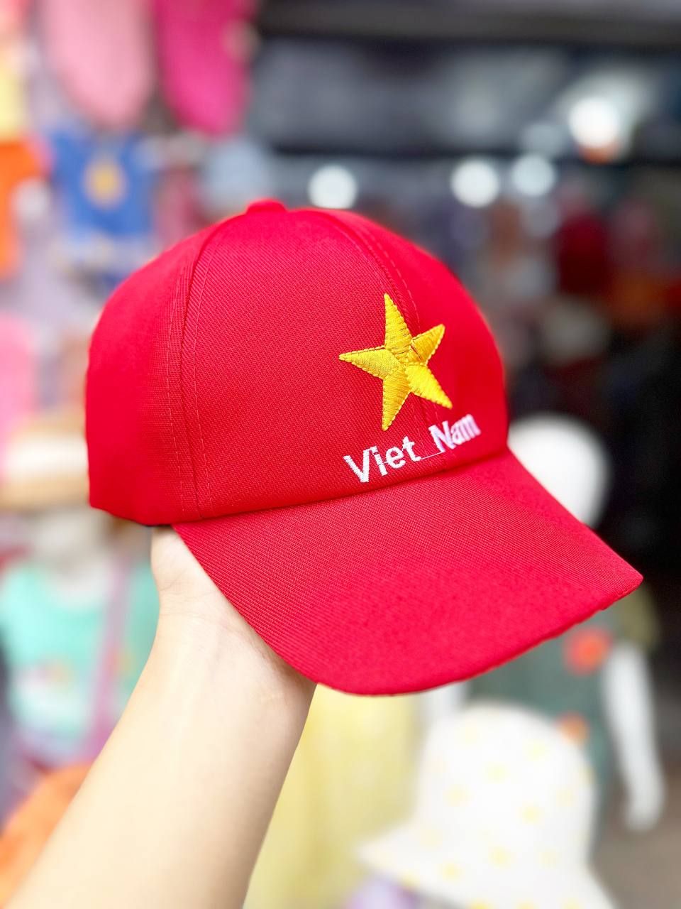 Nón kết thêu cờ đỏ sao vàng cho trẻ em (loại dày, lưỡi trai nhẹ)-Nón vành