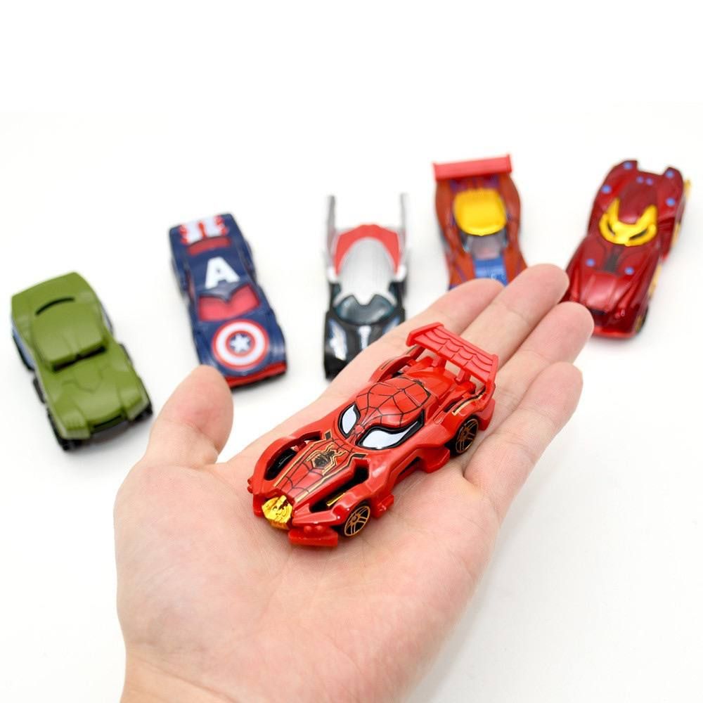 Hộp 8 Xe Kim Loại Siêu Anh Hùng DC Road Racing