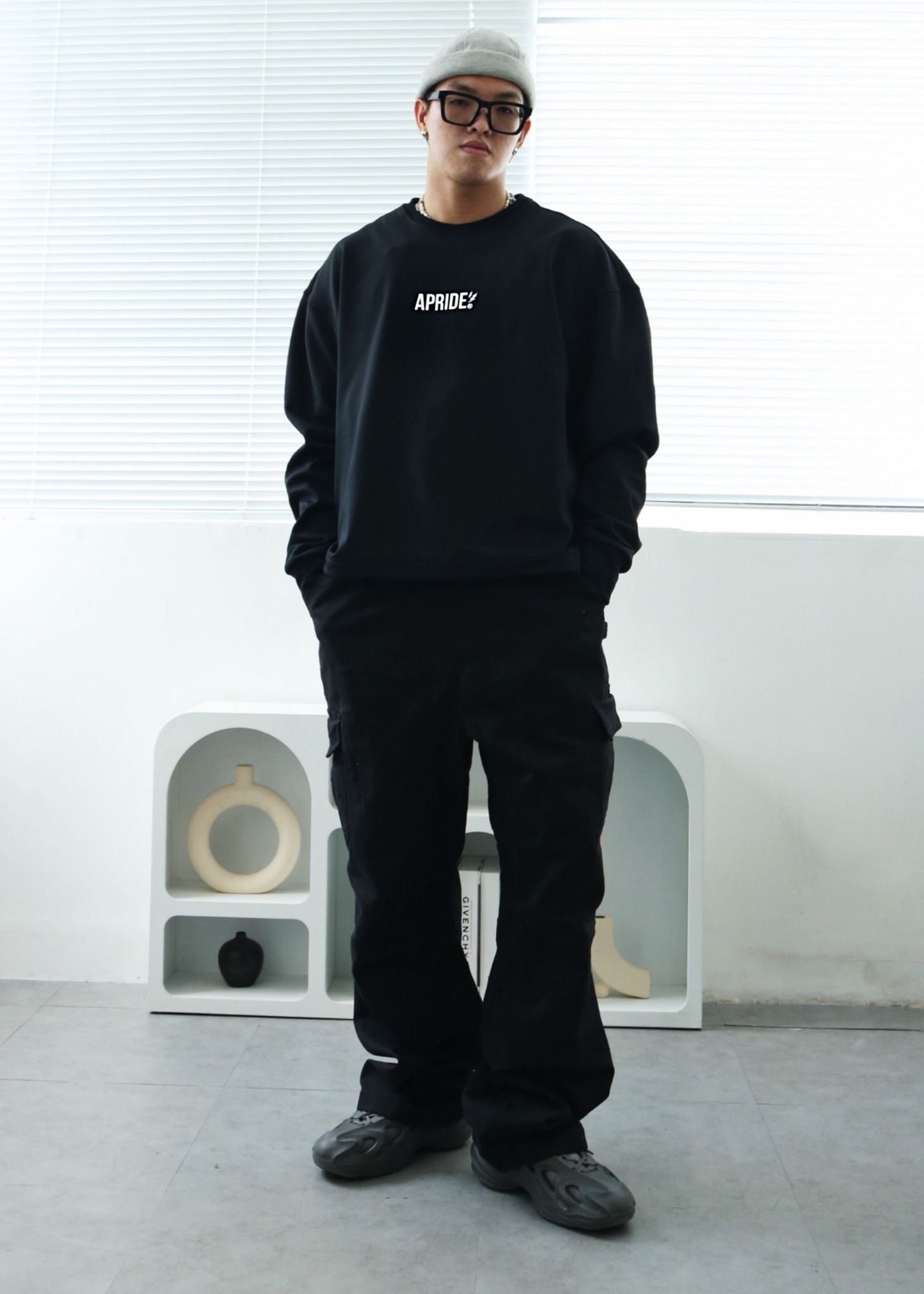 Apride Basic Sweater - Black