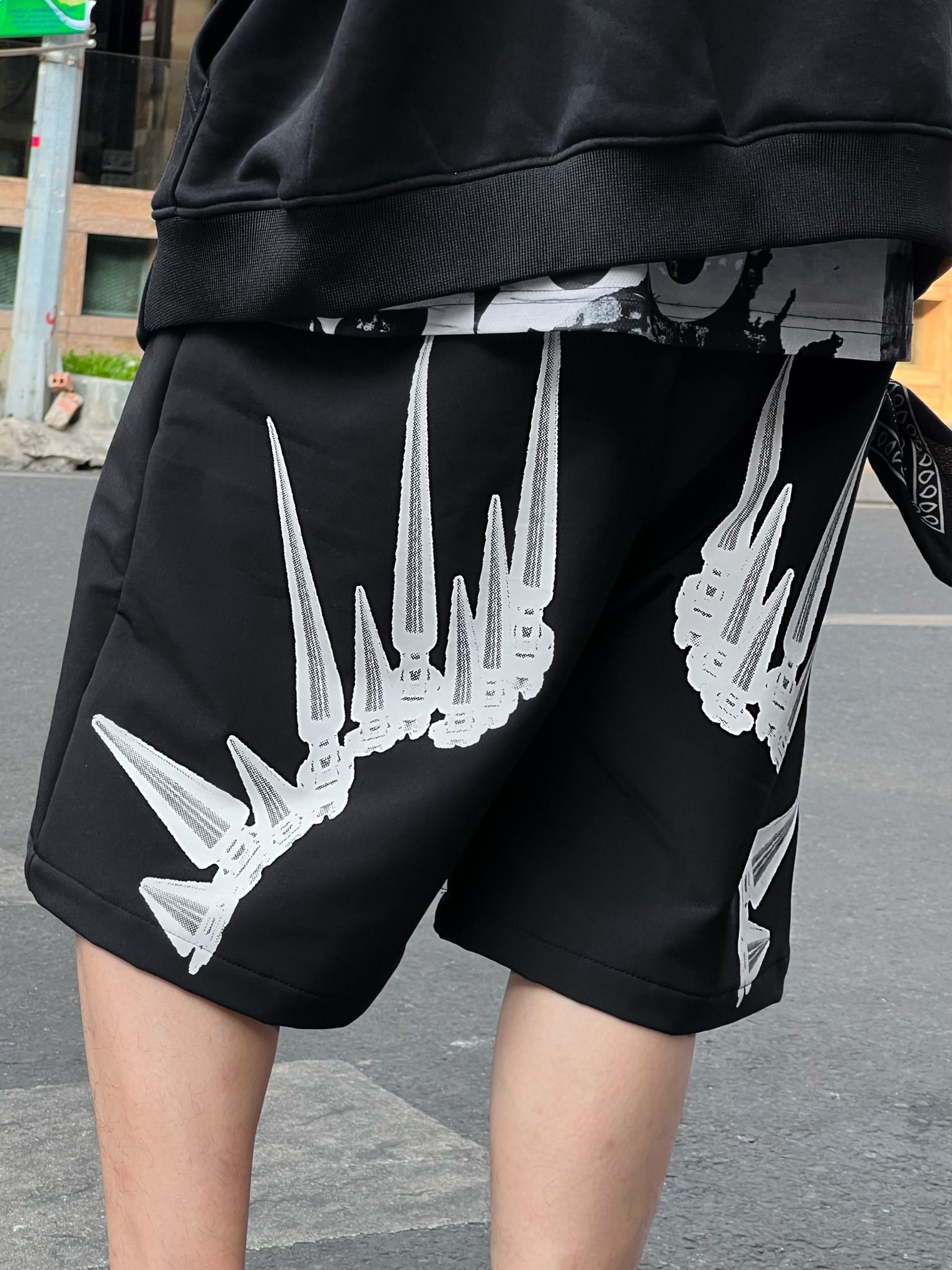  Apride Spiky Shorts 