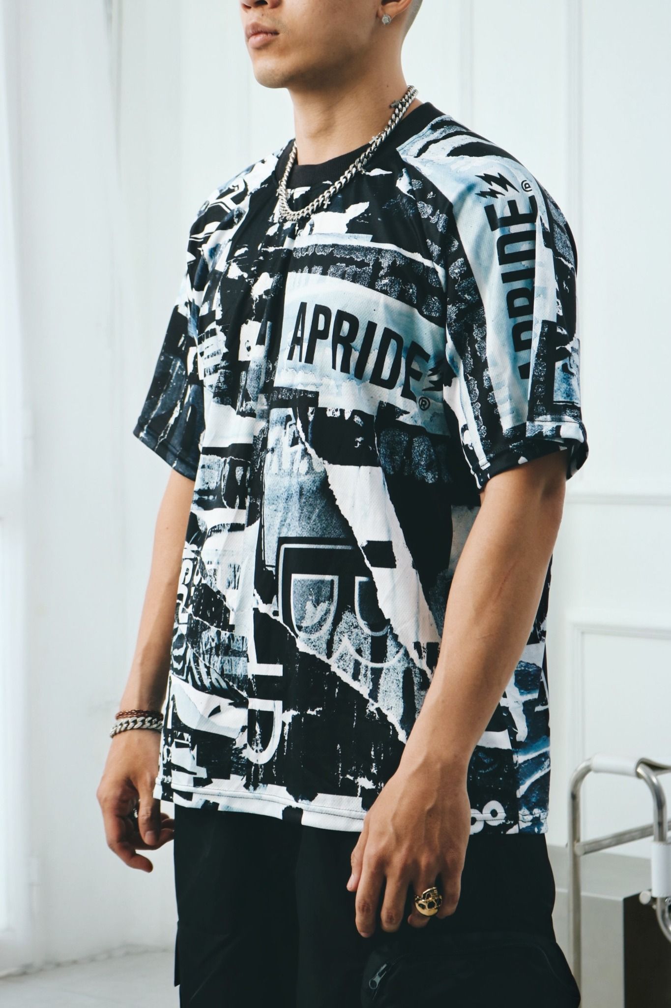 Apride paper summer mesh tee