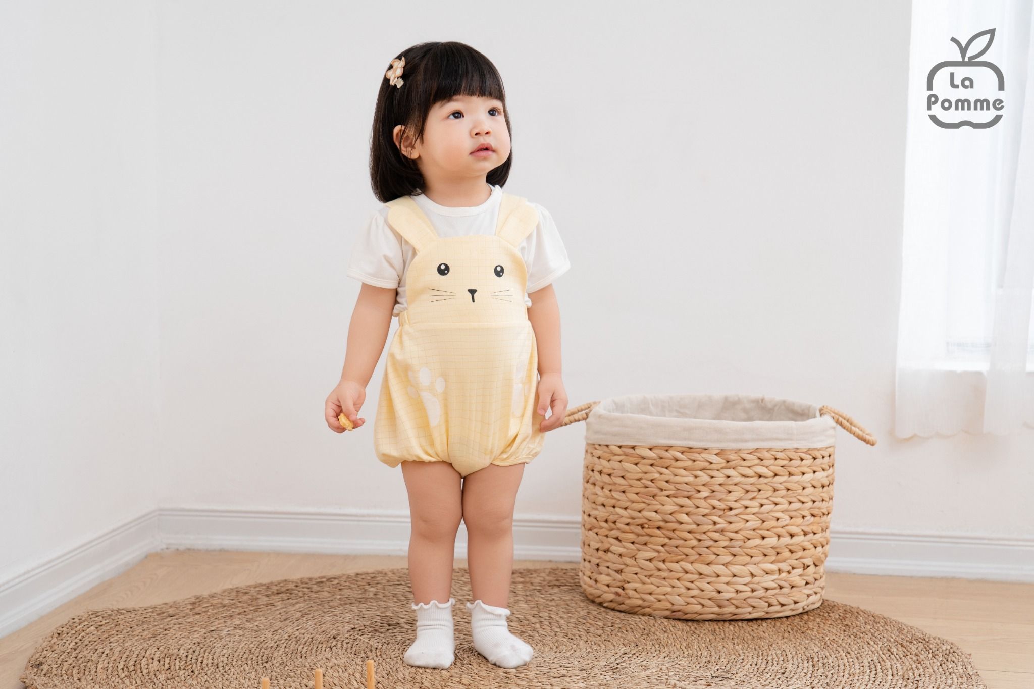 Bộ yếm rời kèm áo cộc tay La Pomme Dấu chân bé nhỏ