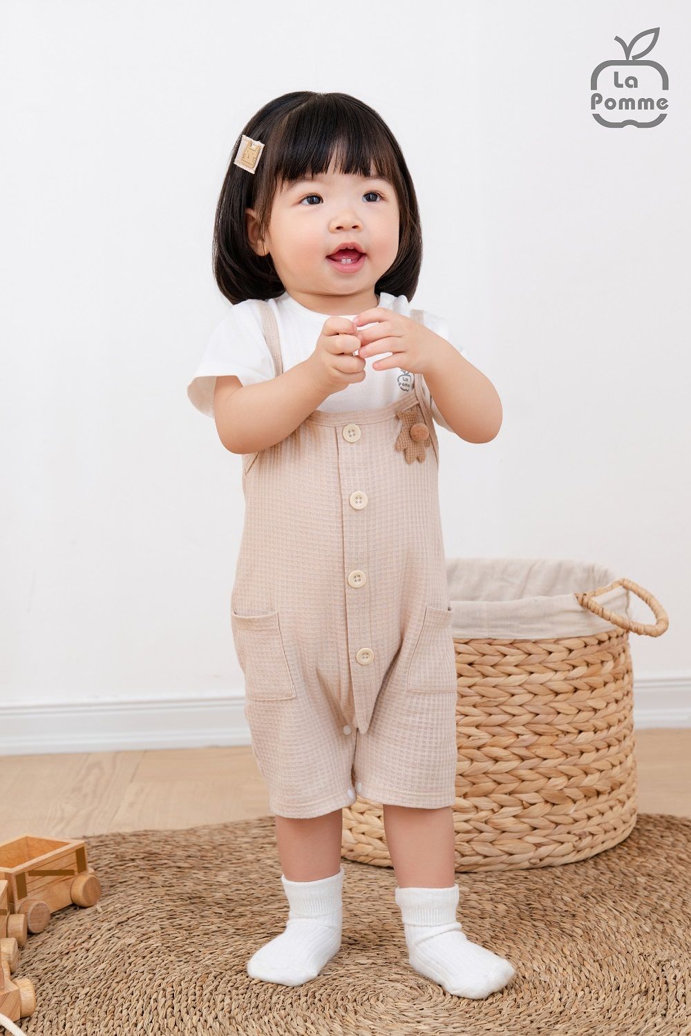 Bộ yếm rời kèm áo cộc tay La Pomme Gấu con du hành