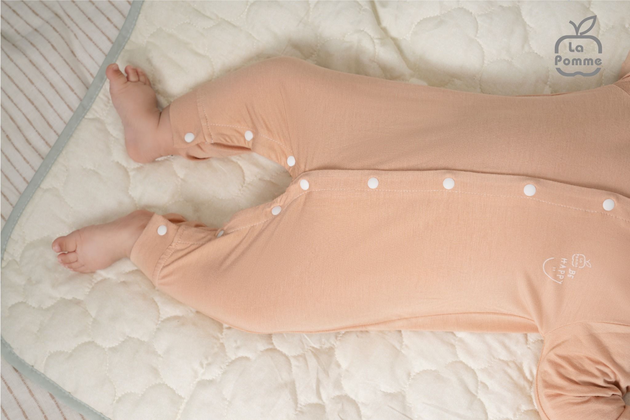 Body dài tay La Pomme huggy - Trắng