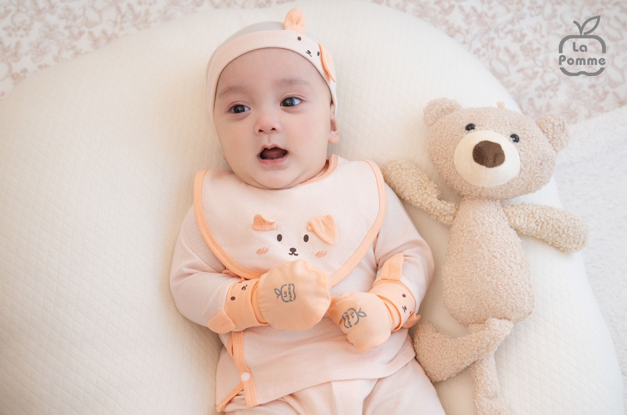 Mũ trùm La Pomme tai rời xinh xắn