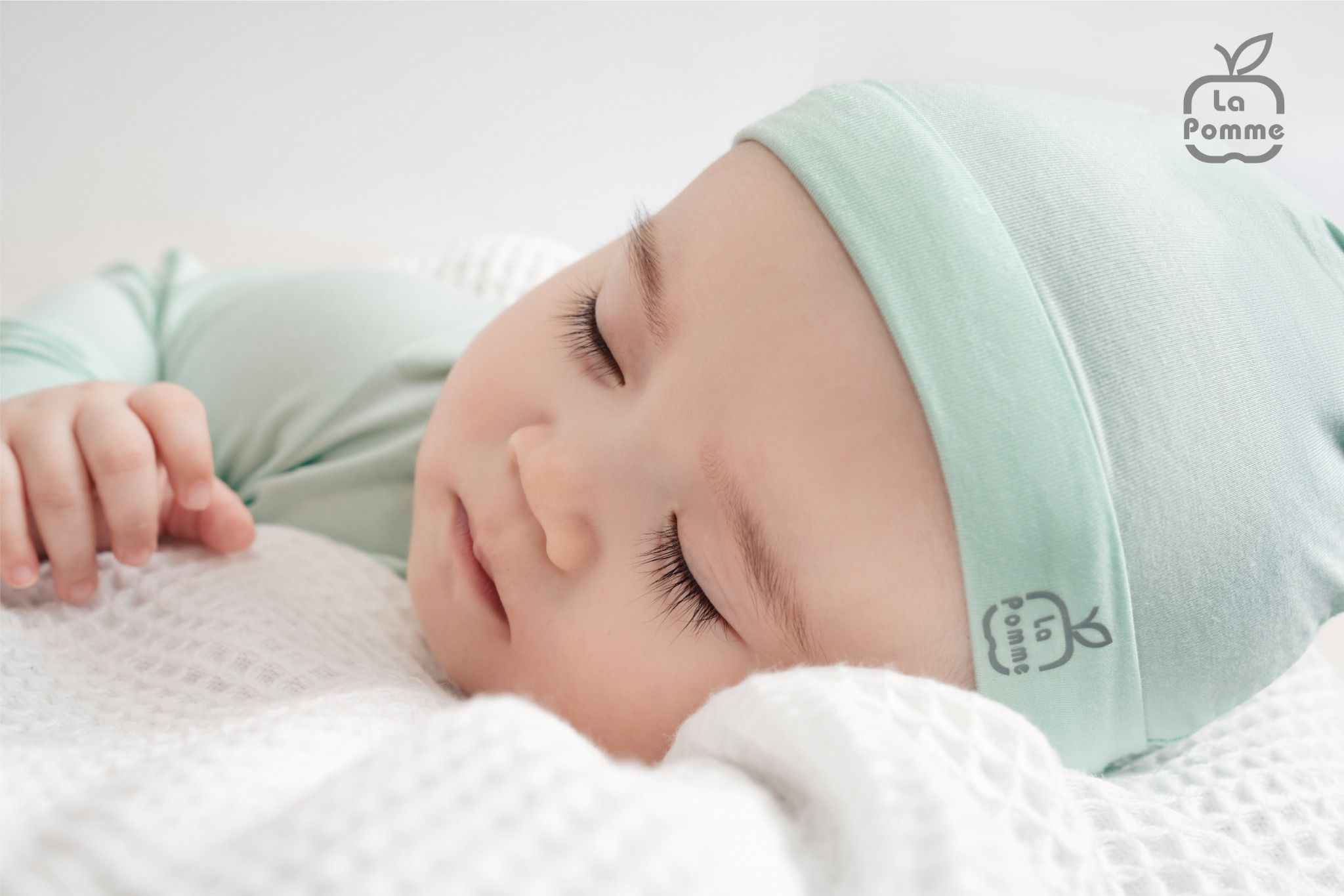 Body dài tay La Pomme huggy - Trắng