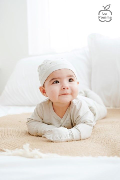 Bộ dài tay La Pomme cúc lệch Petit - Trắng