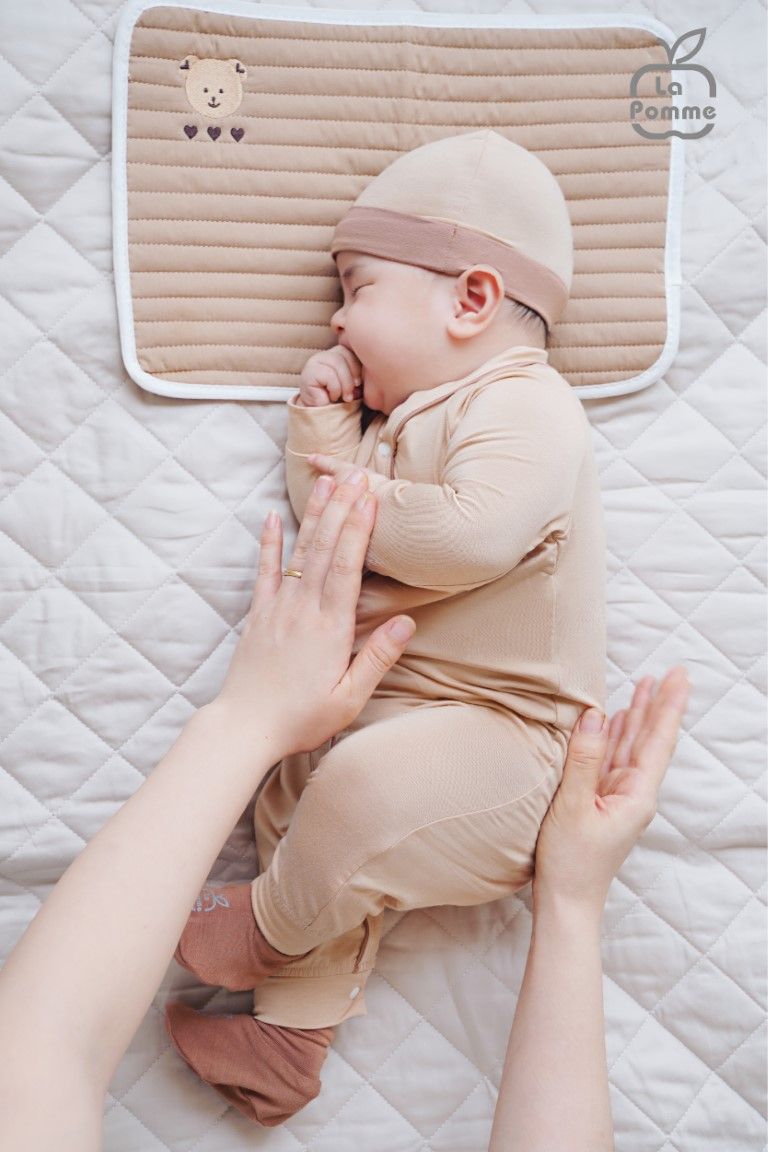 Set bao tay bao chân La Pomme baby kisses