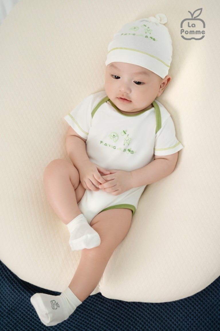 Mũ sơ sinh La Pomme viền màu