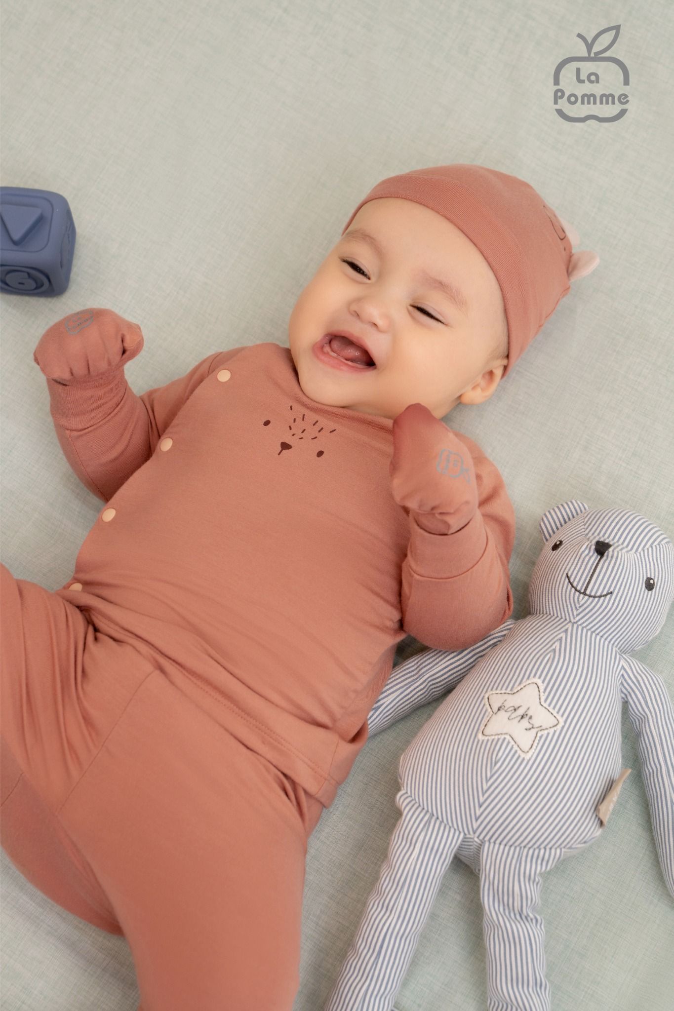 Mũ sơ sinh La Pomme Gấu tai rời