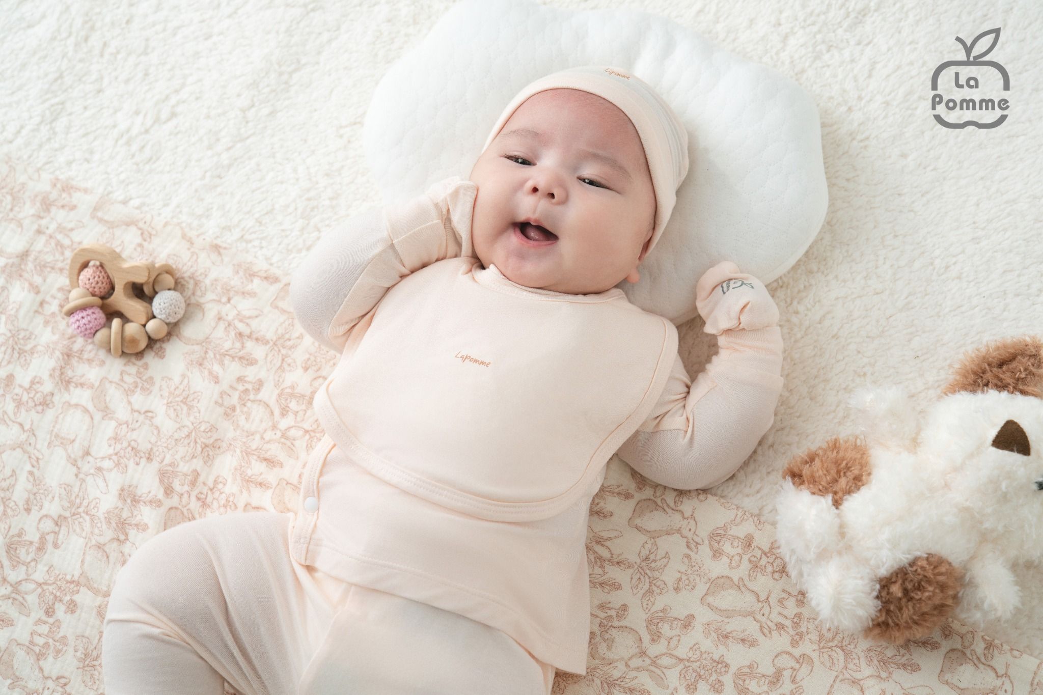 Set bao tay bao chân sơ sinh La Pomme Người bạn êm mềm - Hồng