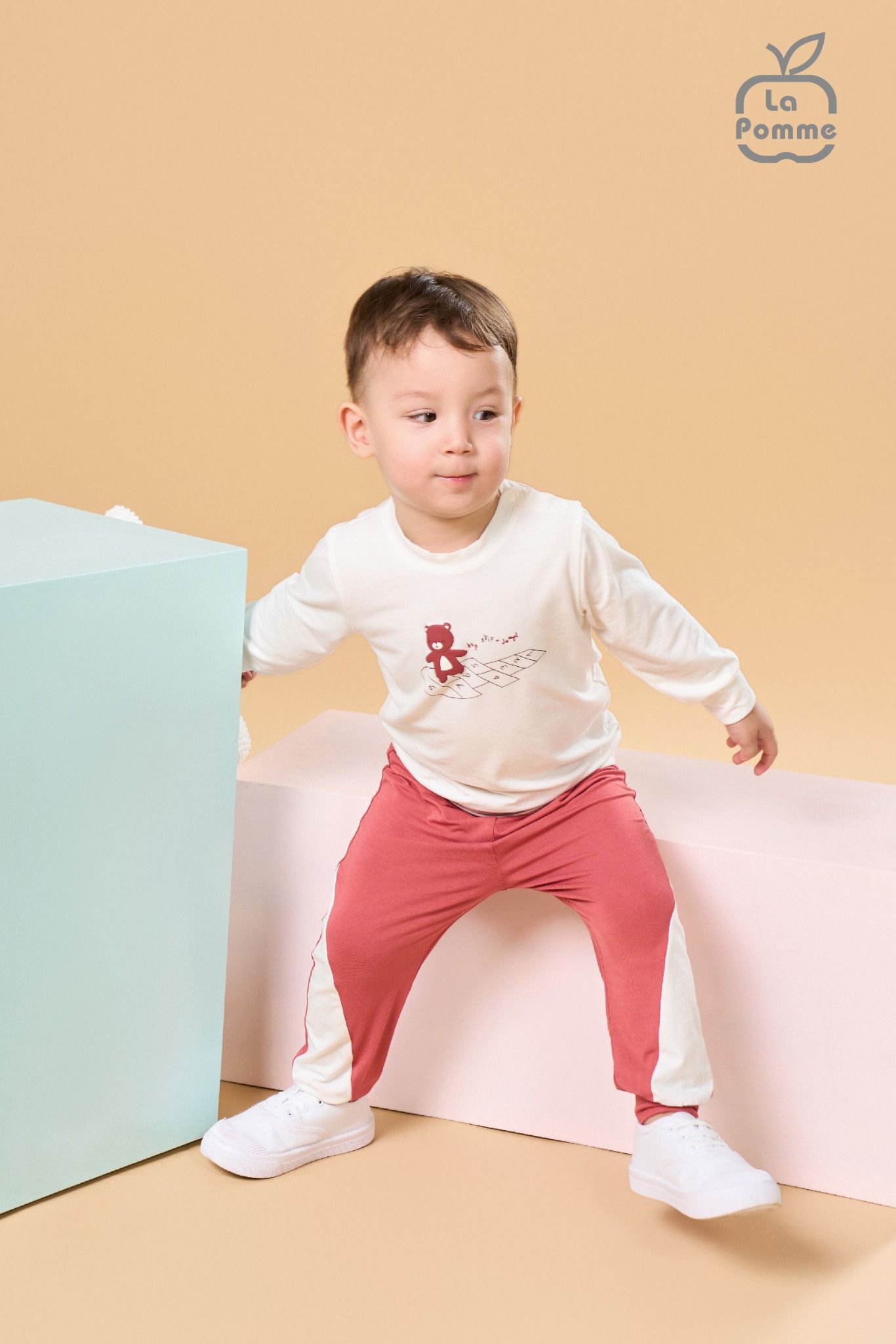 Bộ dài tay La Pomme Nhảy lò cò