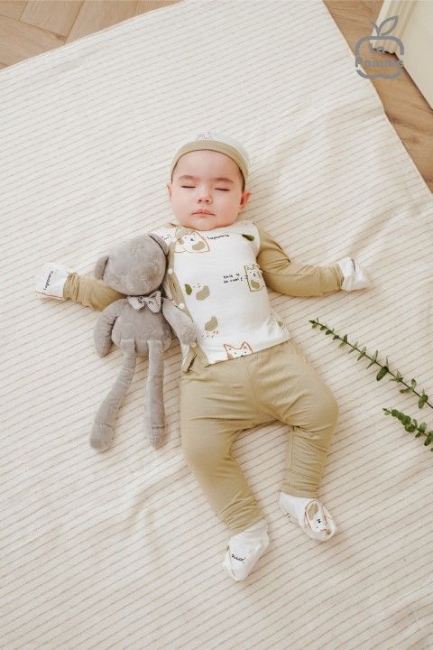 Bộ dài tay La Pomme cúc lệch lovely baby - Xanh