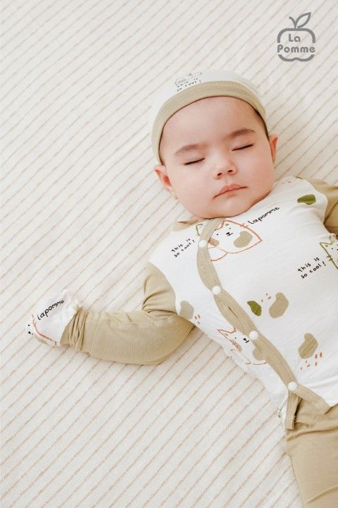Bộ dài tay La Pomme cúc lệch lovely baby - Xanh