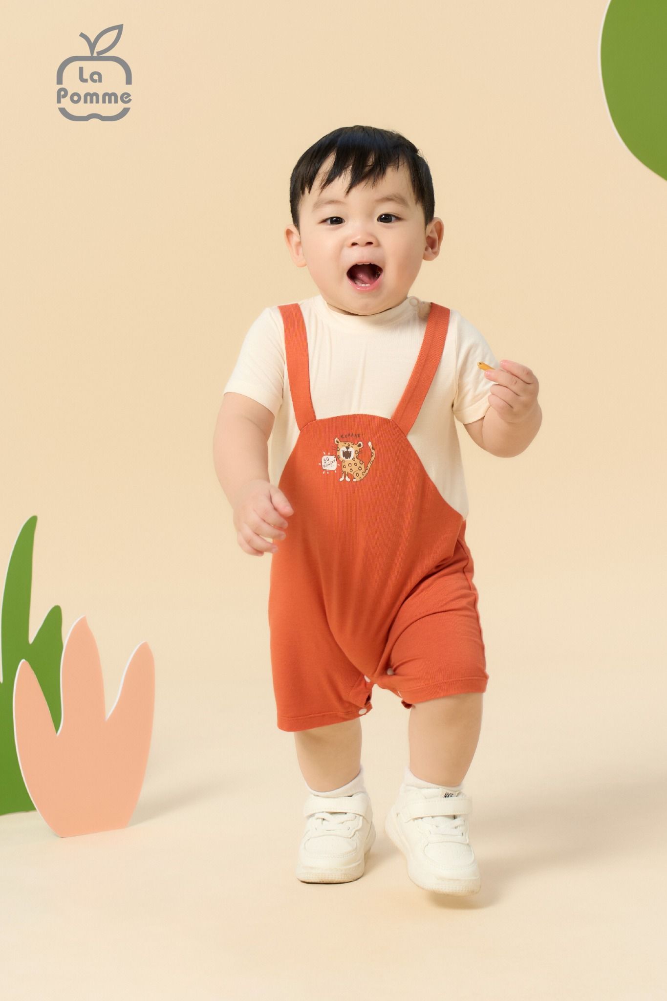 Bộ yếm liền cộc tay La Pomme Sư tử trong rừng