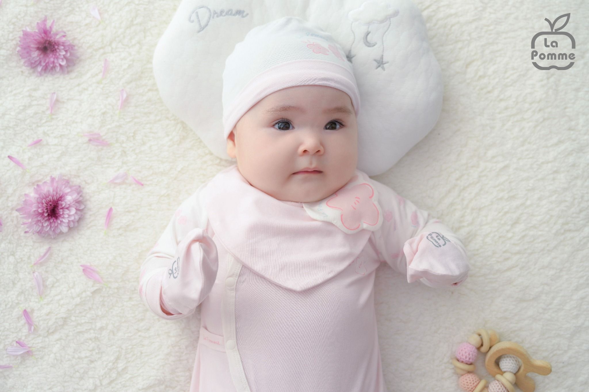 Set bao tay bao chân sơ sinh La Pomme dễ thương