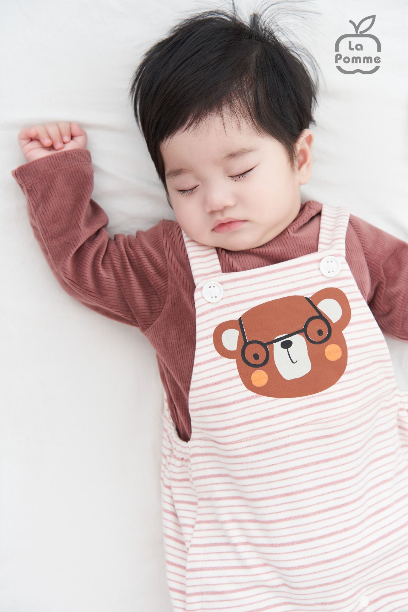 Bộ Yếm dài tay La Pomme Gấu kính cân - Hồng