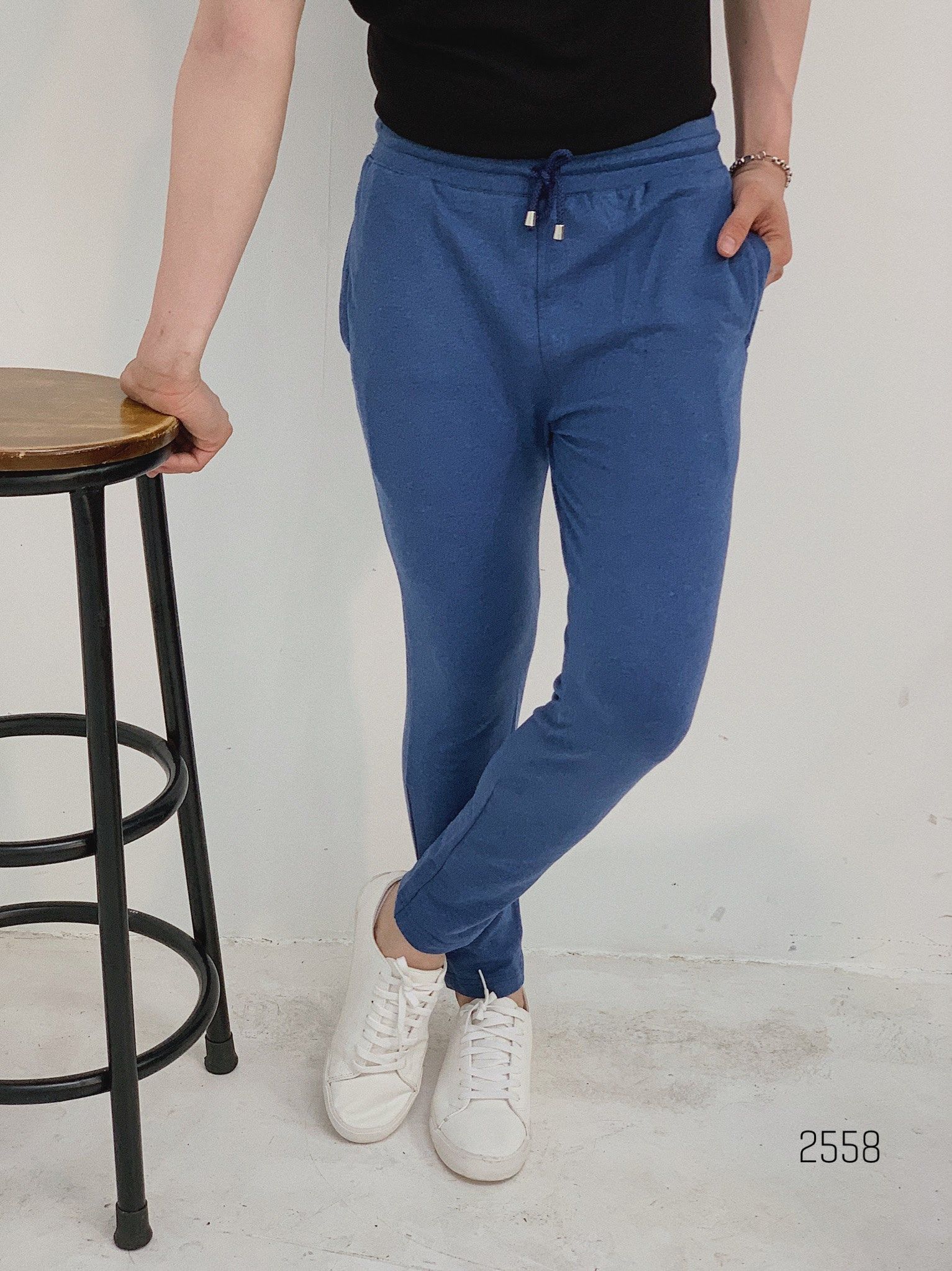 QUAN THUN DAI 2558
