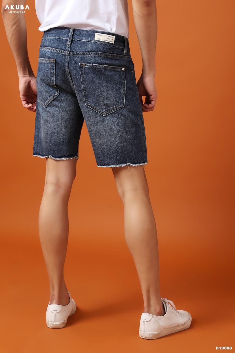 QUAN SHORT JEAN D19008