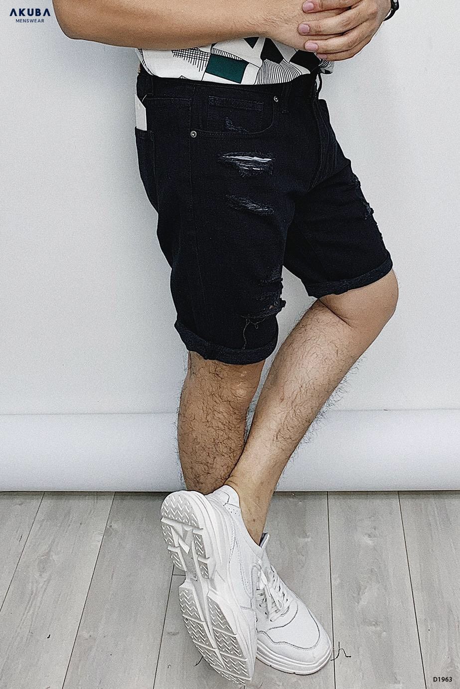 QUAN SHORT 01D1963