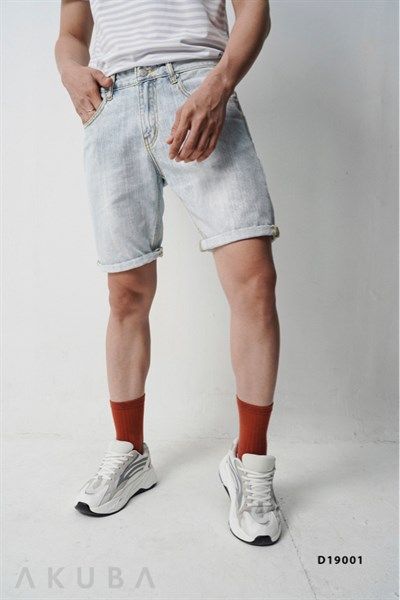 QUAN SHORT JEAN D19001