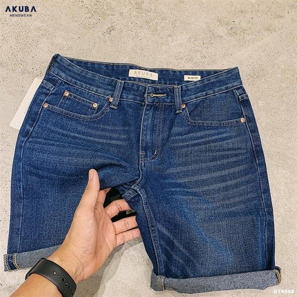 QUAN SHORT JEAN D19048