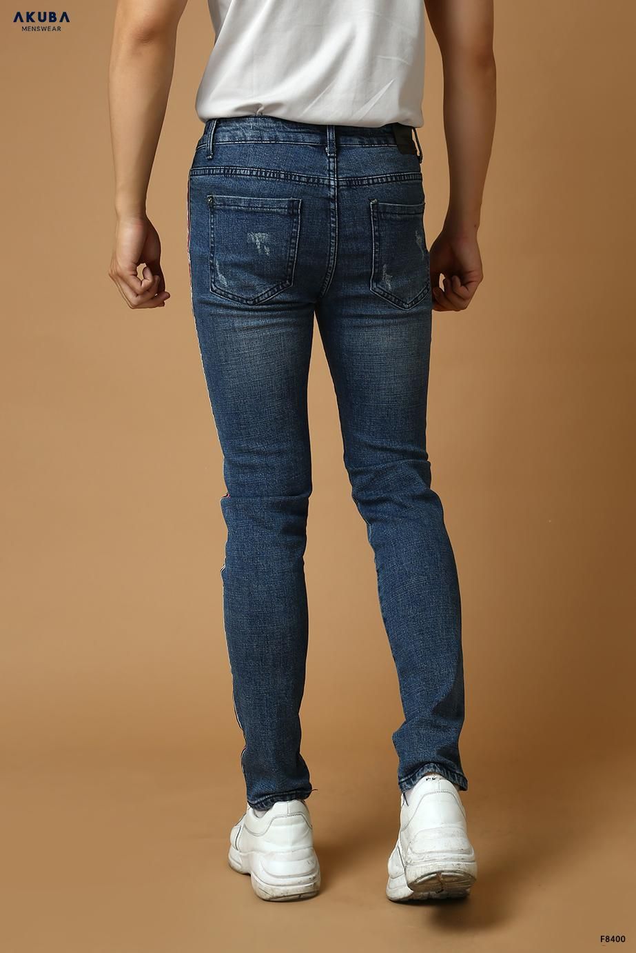 QUAN JEANS DAI F8400