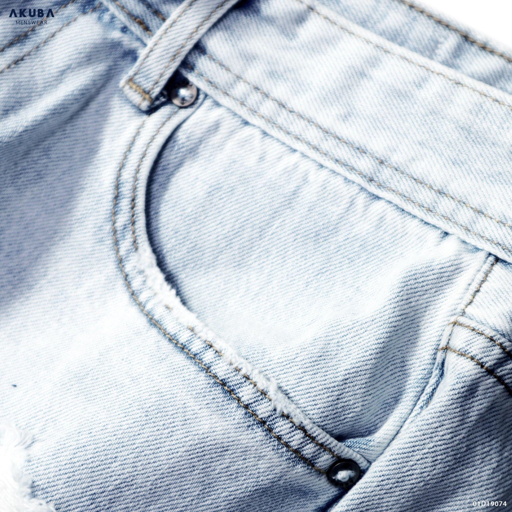QUAN SHORT JEAN 01D19074
