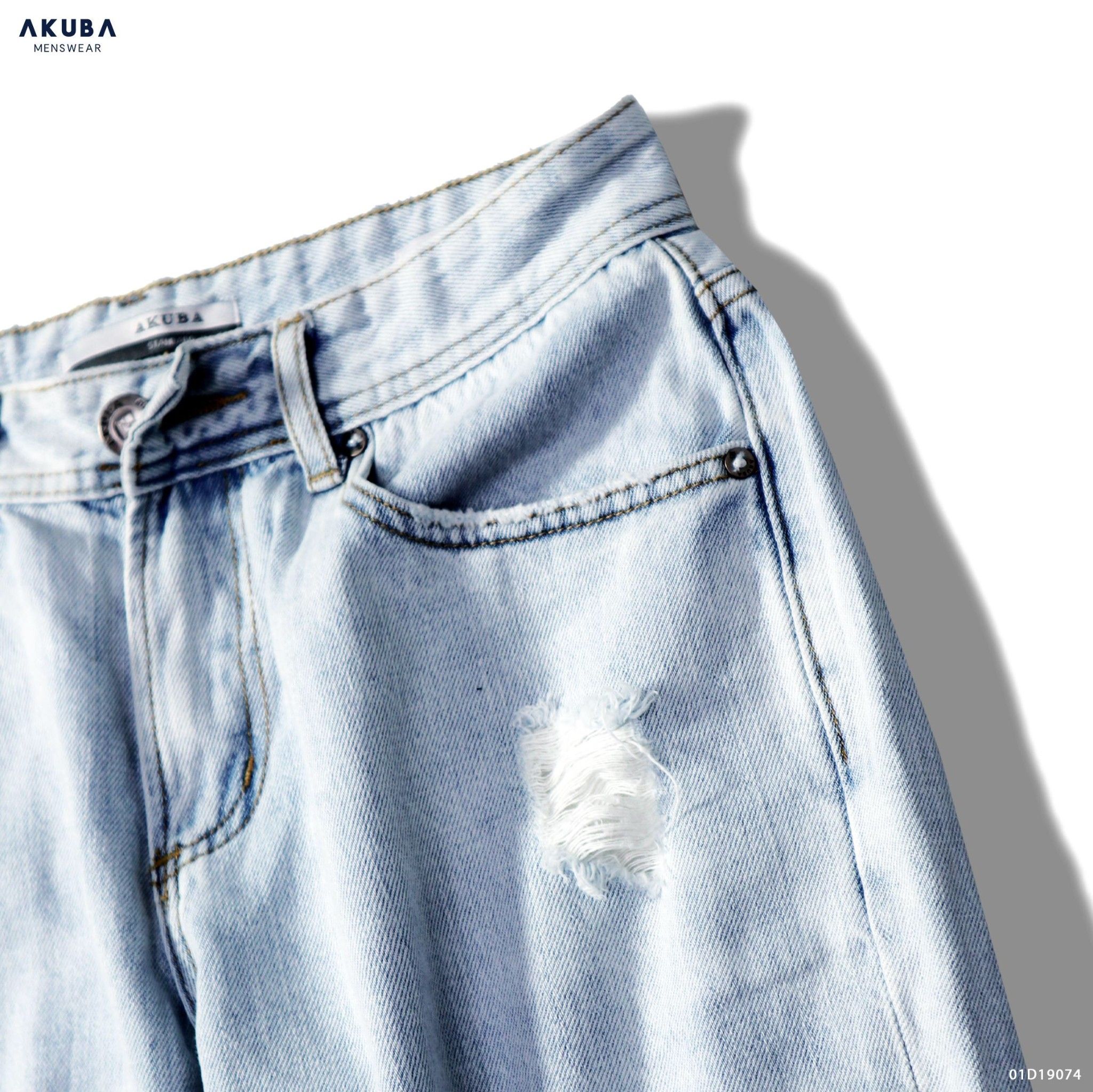 QUAN SHORT JEAN 01D19074