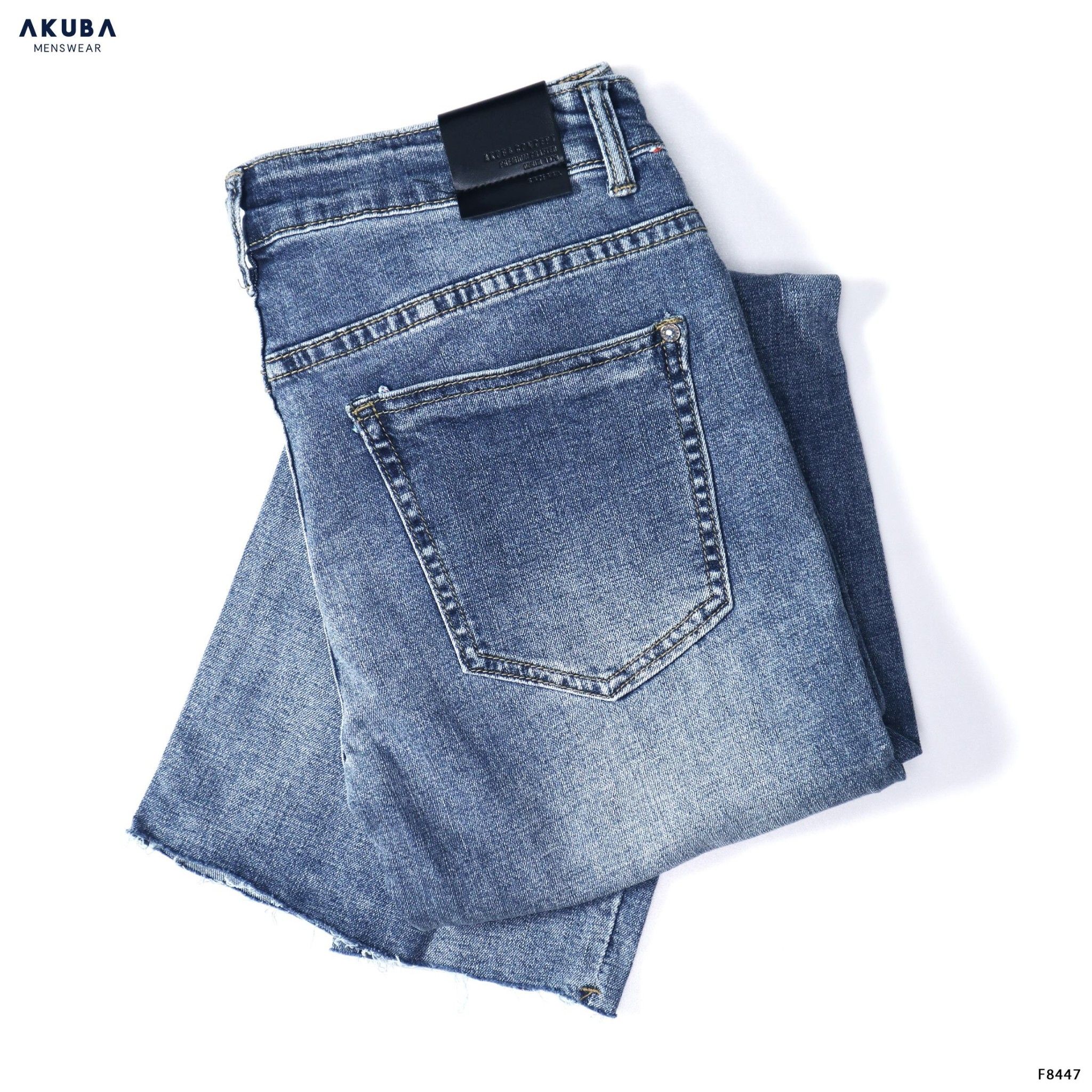 QUAN JEAN DAI F8447
