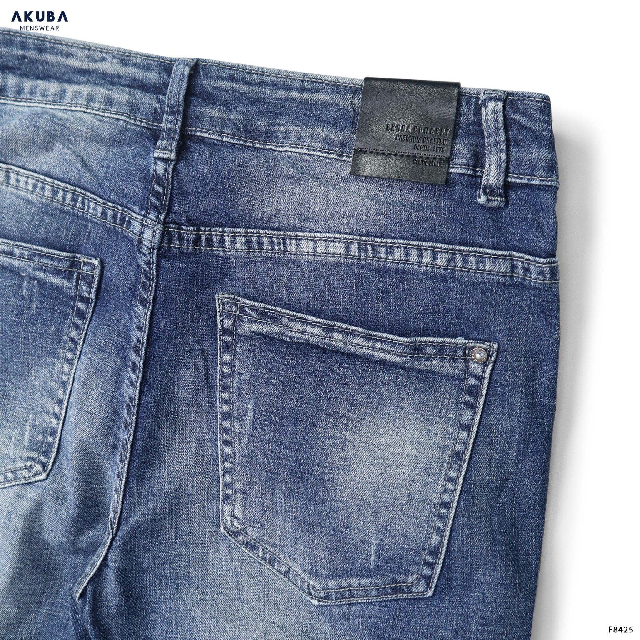 QUAN JEAN DAI F8425