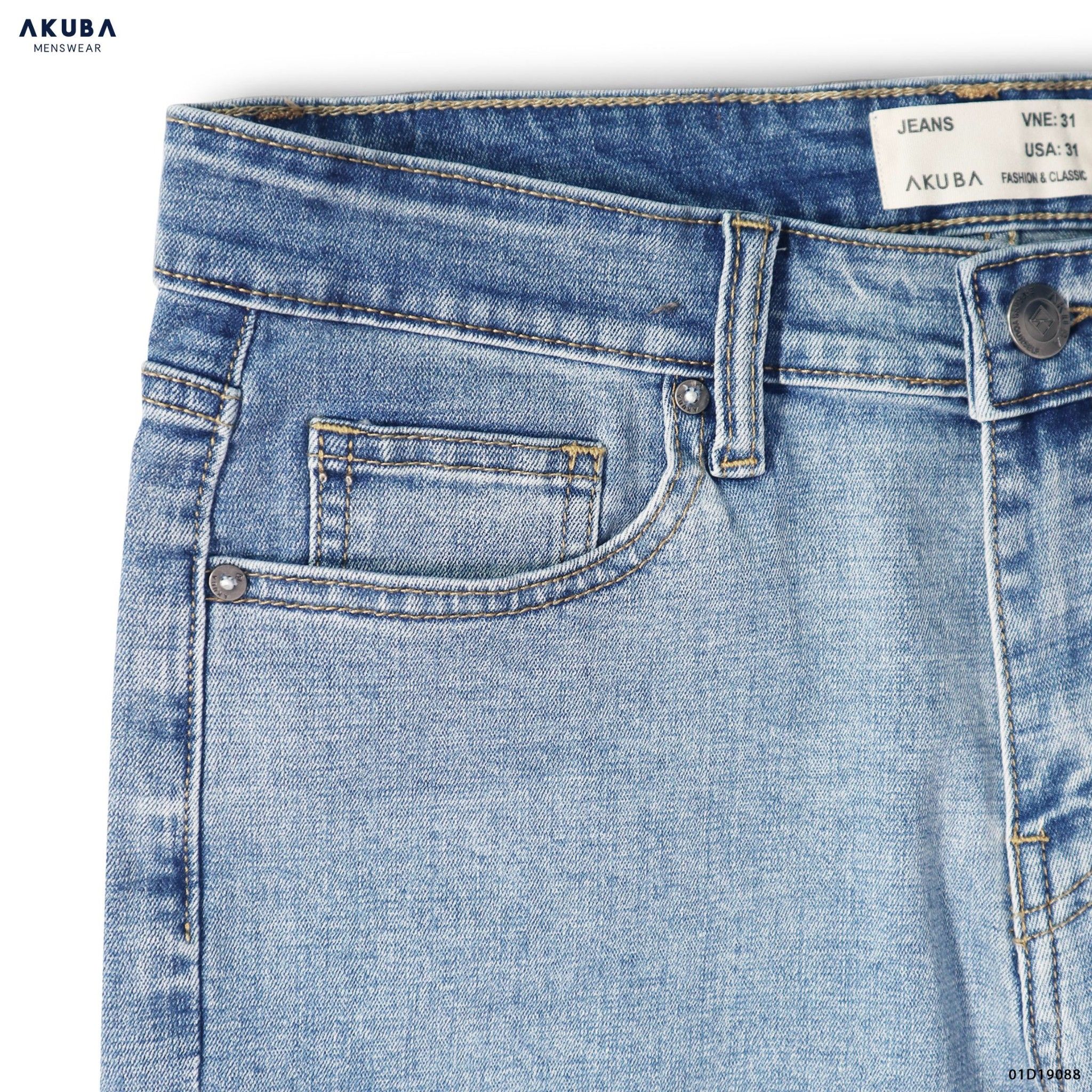 QUAN SHORT JEAN 01D19088