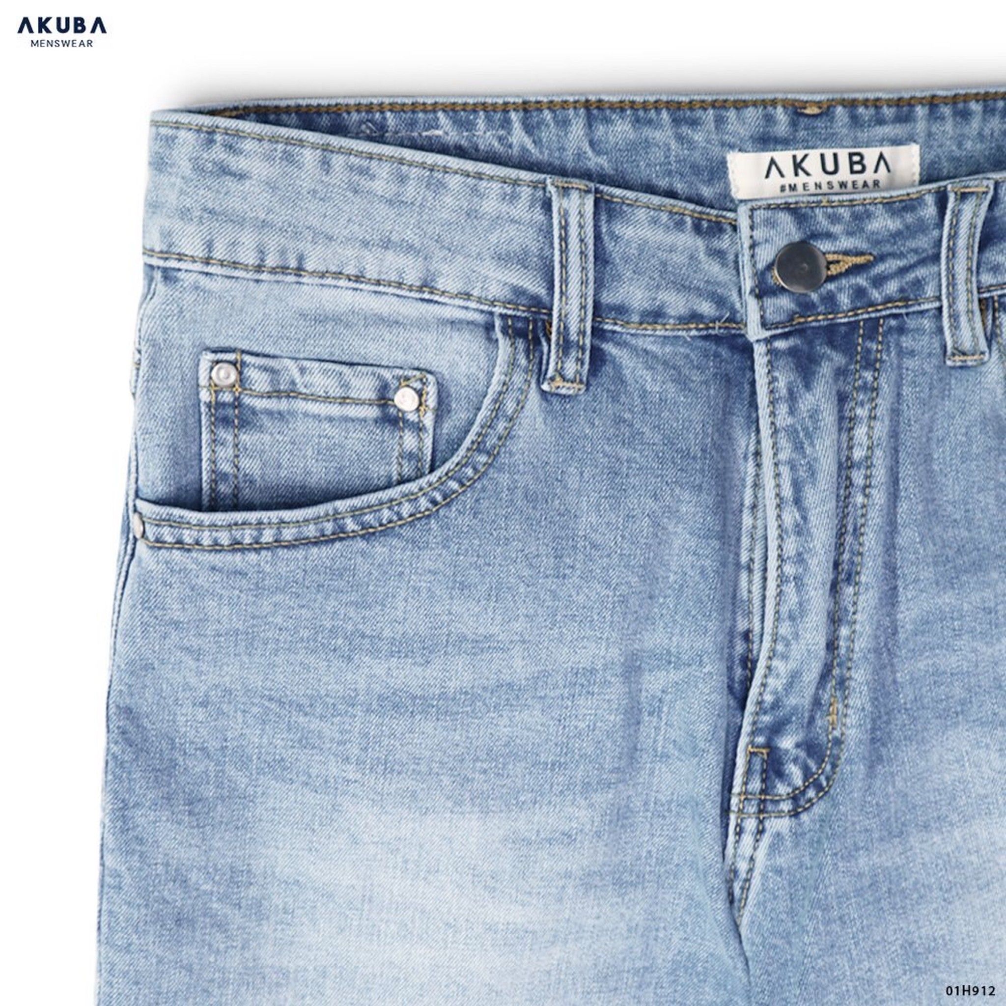 QUAN SHORT JEAN 01H912