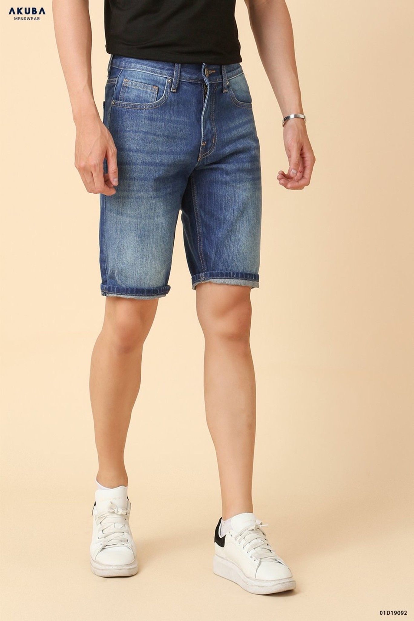 QUAN SHORT JEAN 01D19092
