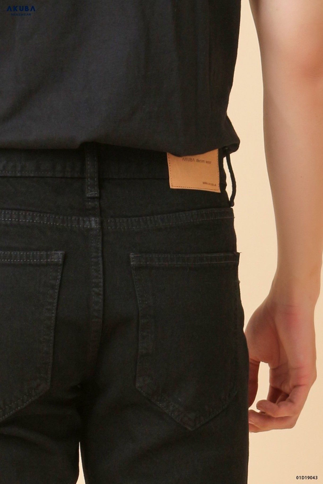 QUAN SHORT JEAN 01D19043