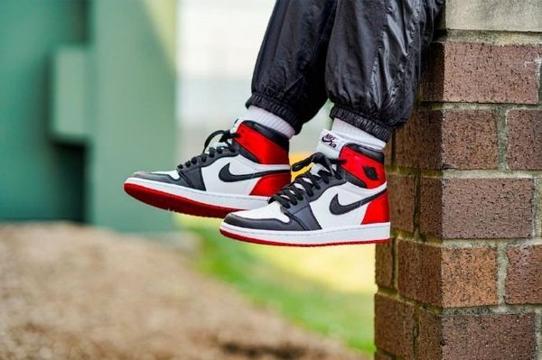 Giày Nike Air Jordan 1 Retro High 'Satin Black Toe' CD0461-016 – AUTHENTIC  SHOES