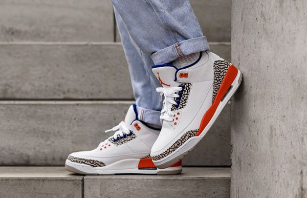 air jordan 3 knicks on feet