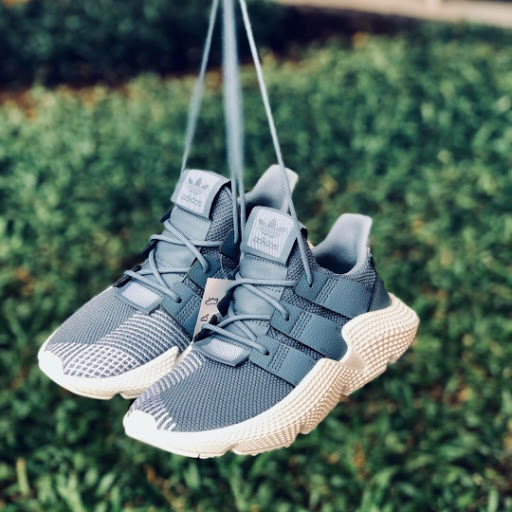 prophere j