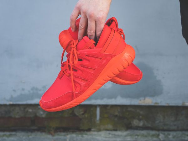 adidas tubular nova triple red