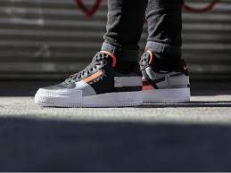 air force 1 type black crimson