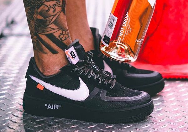 af1 low black off white