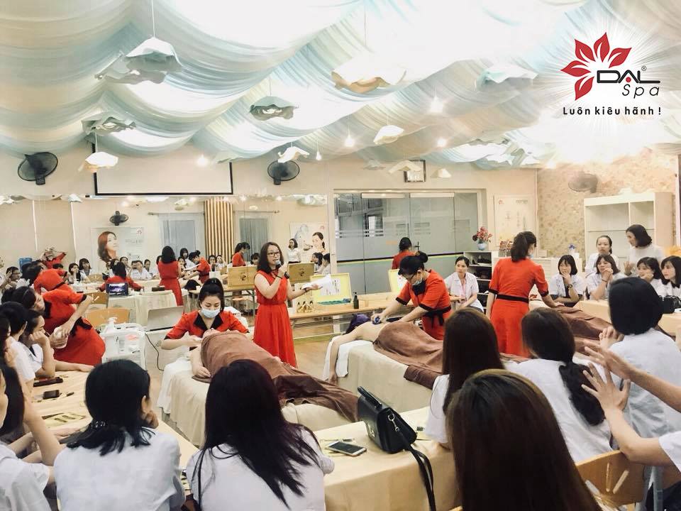 Khóa học khởi nghiệp spa chuyên nghiệp về mặt
