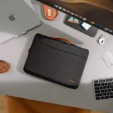 Tomtoc - Defender A22 Handbag MacBook Pro 16-inch (Màu Đen)